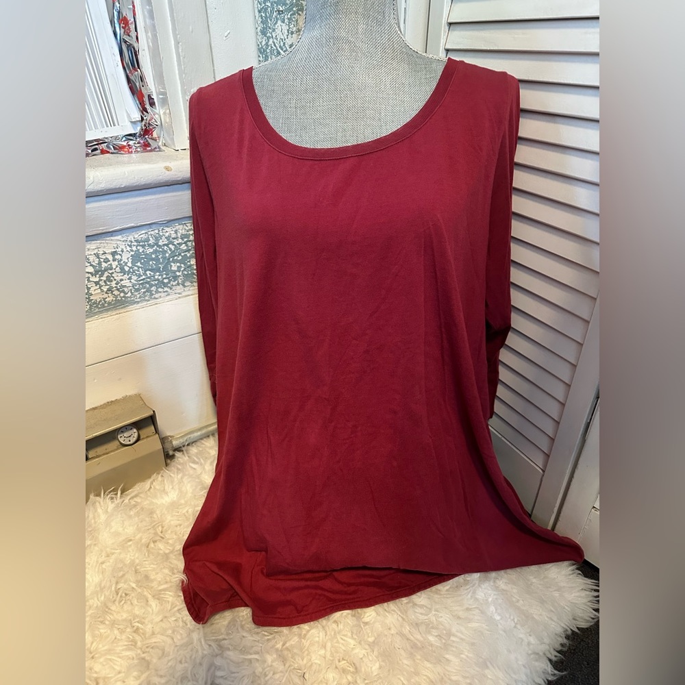 ⭐️ 3 for $20.00 Women’s top